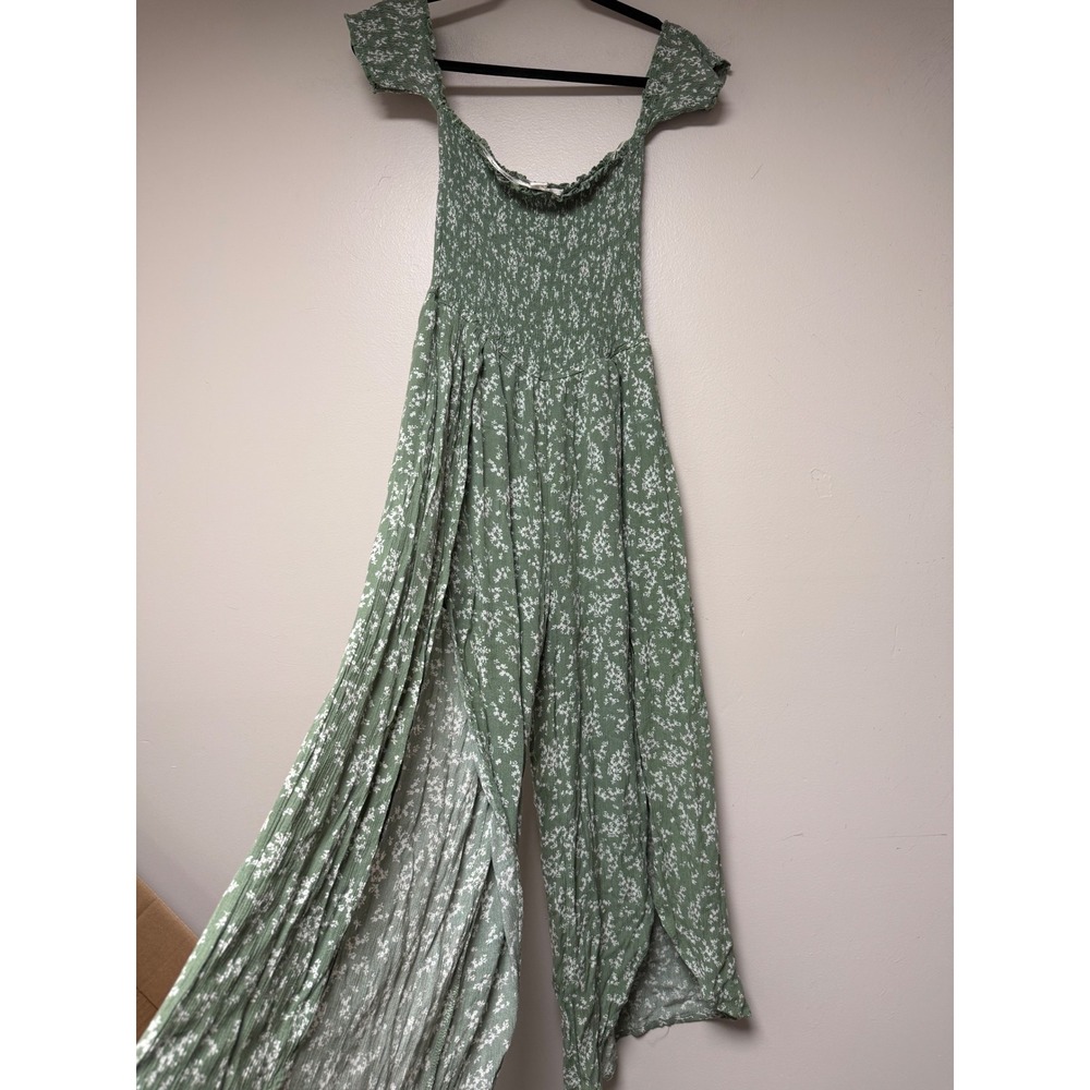 Sugar‎ & Cream Green Floral Jumpsuit Romper Pants Smocked Off Shoulder Women L